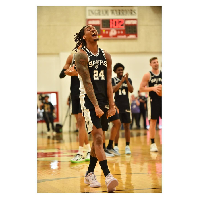 逆天反弹！热火落后追平，马刺雄鹿无限风光为球迷心跳