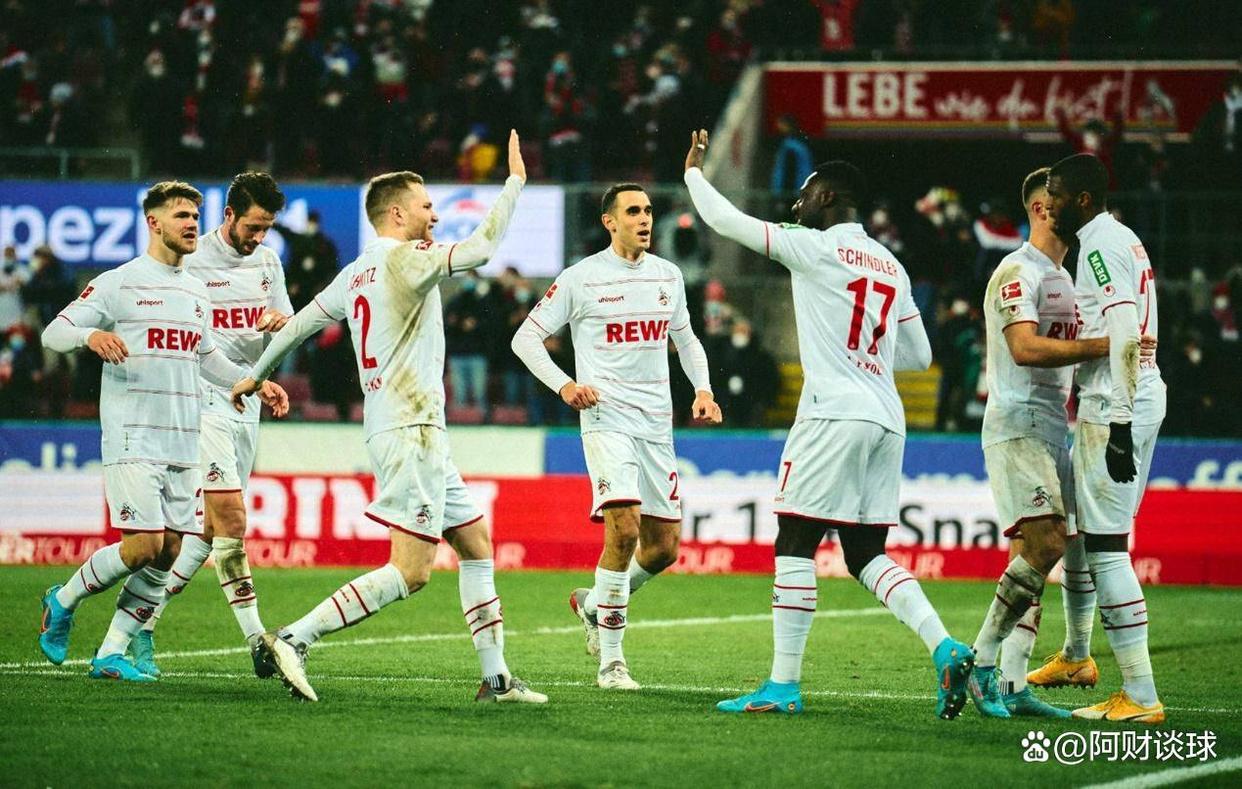 包含捷克队斩获关键胜利，晋级欧预赛八强的词条