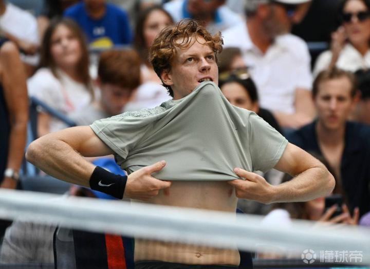 意大利网球队翻盘美国网球队，梅德韦杰夫绝境逆转的简单介绍