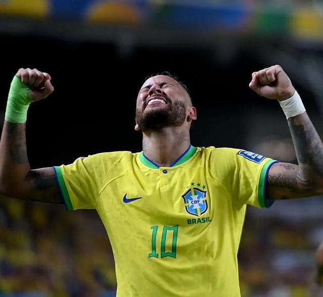 关于智利轻取哥伦比亚，内马尔高光表现的信息