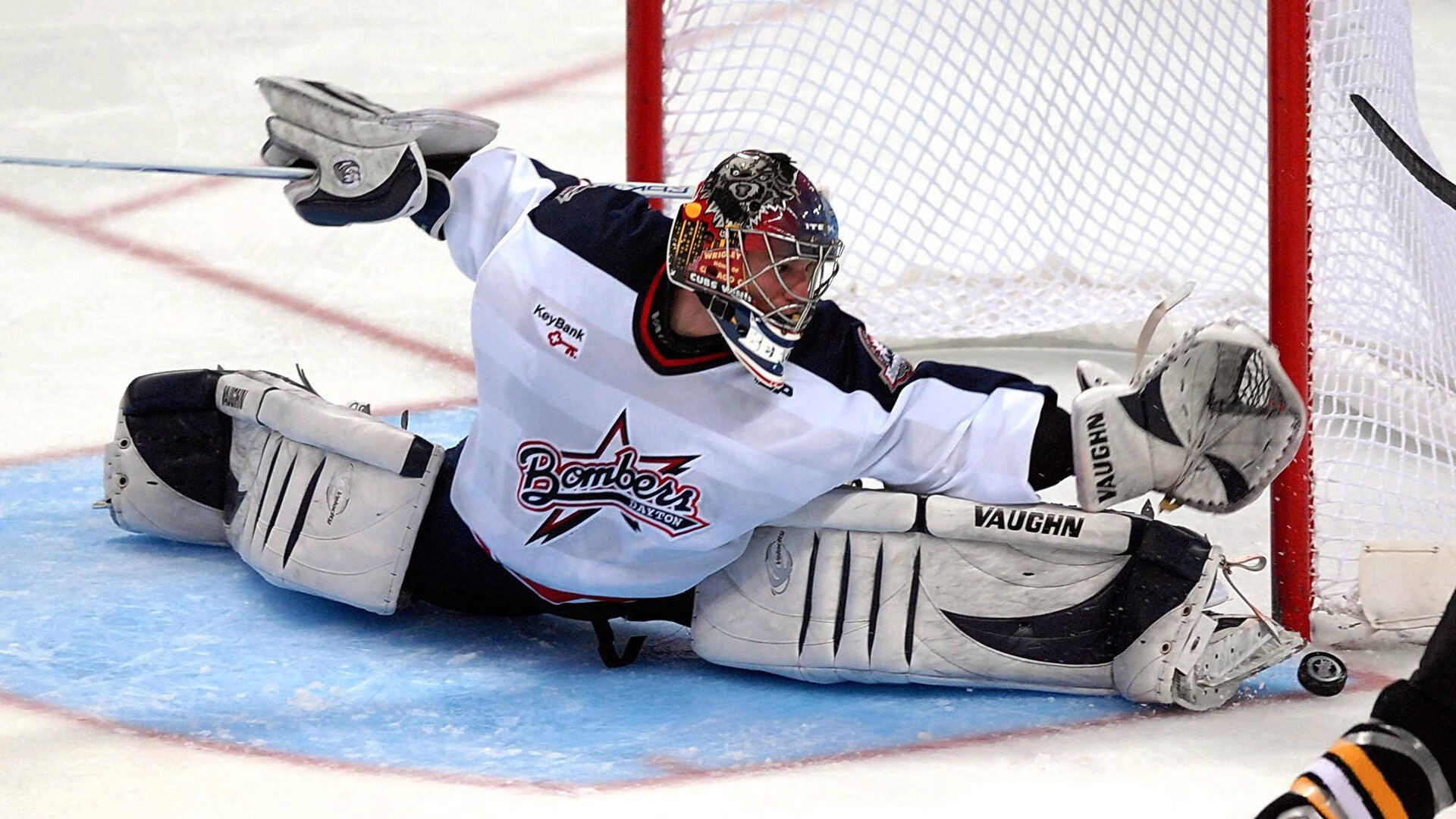 欧冠半决赛之夜,阿拉巴在压力下的完美爆发