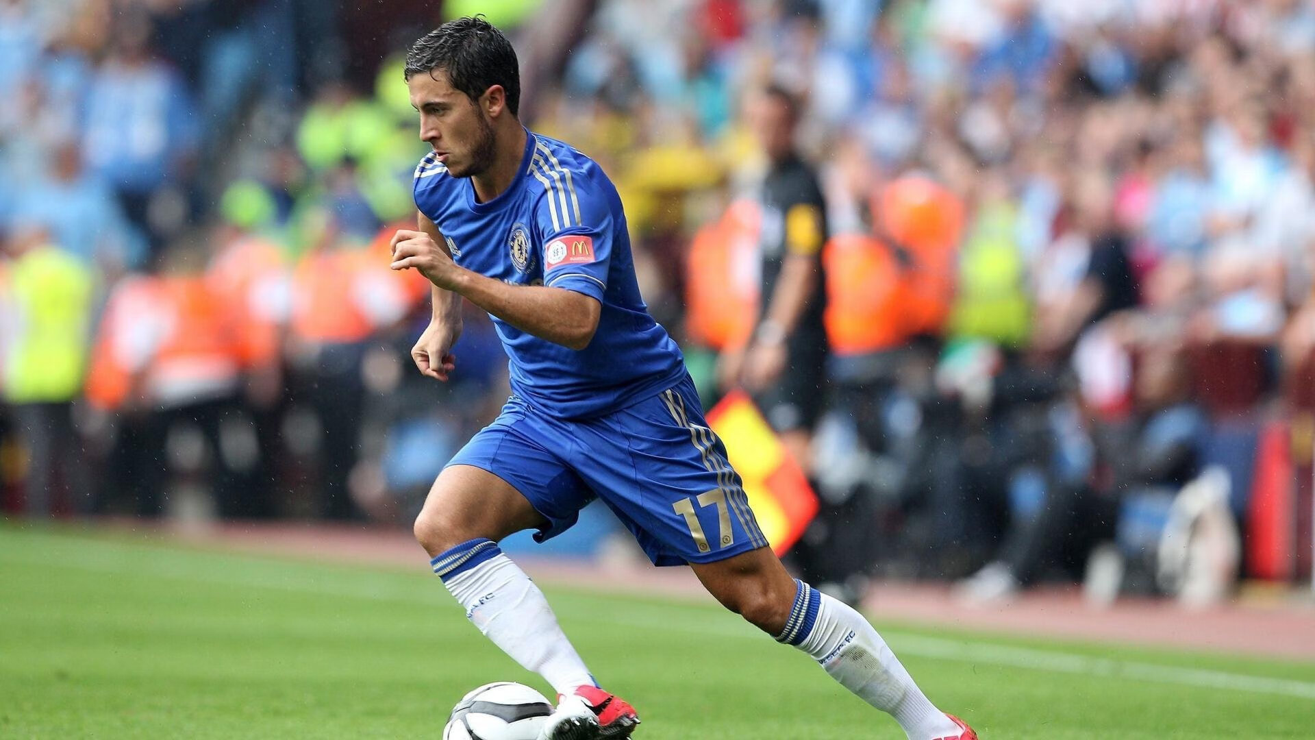 当东方明珠遇见布鲁克林大桥,米切尔的一节表演,让篮网对阵上海队提前写下结局