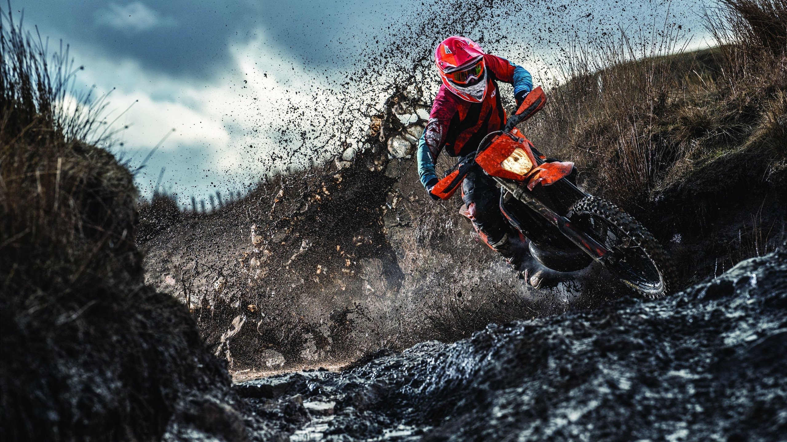 戴维斯杯鏖战后的美网风暴，兹维列夫如何刷新纪录重塑网坛格局